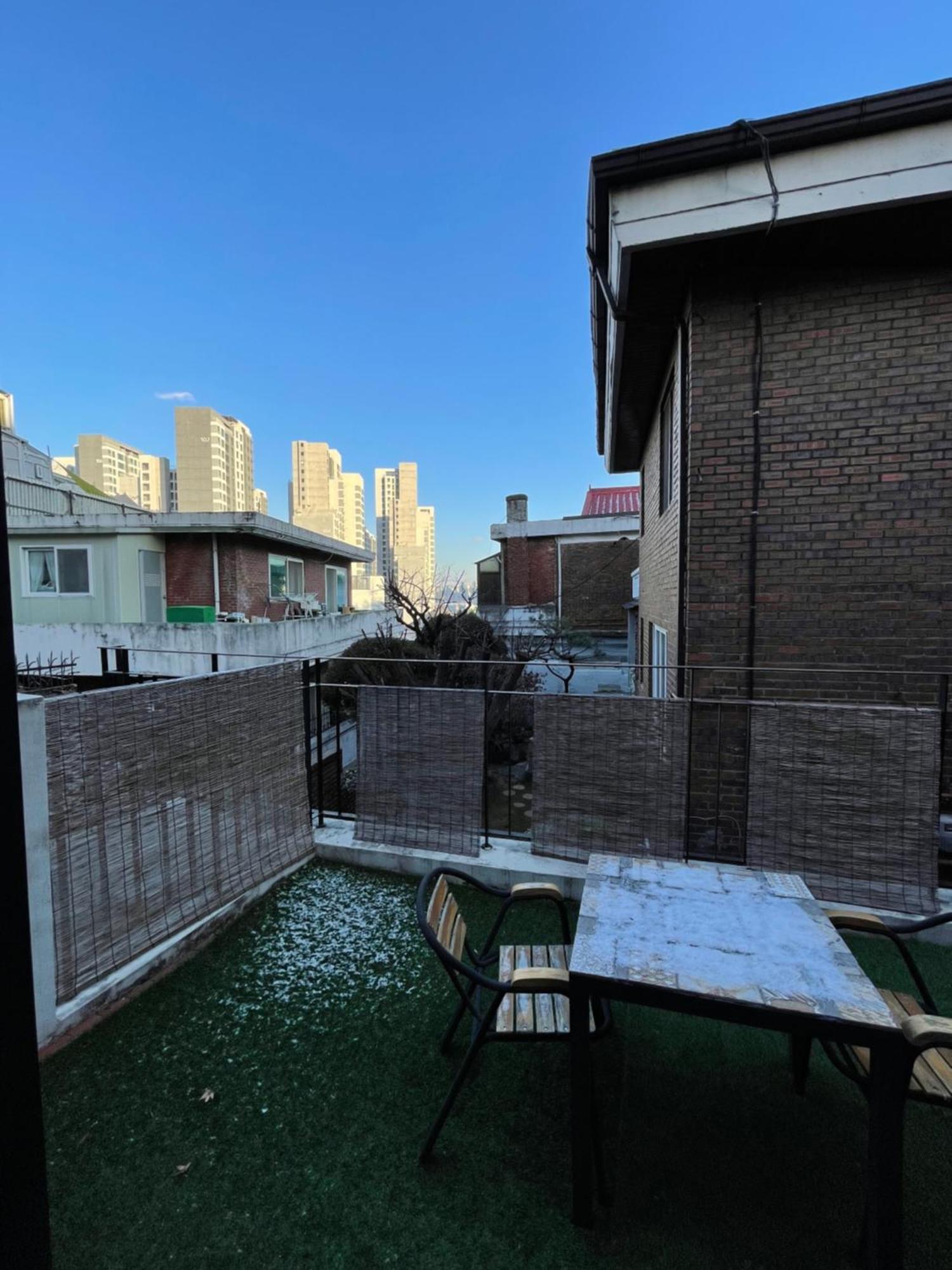 Space In Blackstone Сеул Номер фото